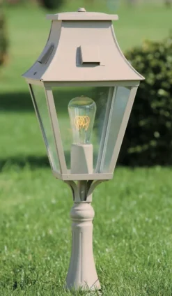 Altfranzösische Gartenleuchte Vieille France 3