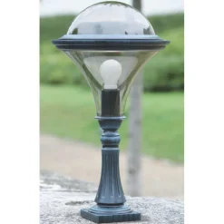 Art déco-Gartenleuchte Dallas mit Polykarbonatglas