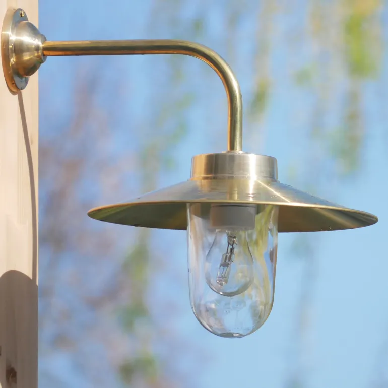 Außenlampe aus Messing mit Schirm 38-90 BR