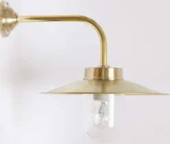 Außenlampe aus Messing mit Schirm 38-90 BR