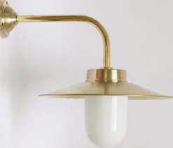Außenlampe aus Messing mit Schirm 38-90 BR