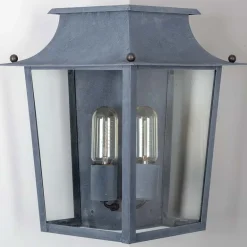 Außenlampe zur Eckmontage: Dreiviertel-Laterne Passy GM