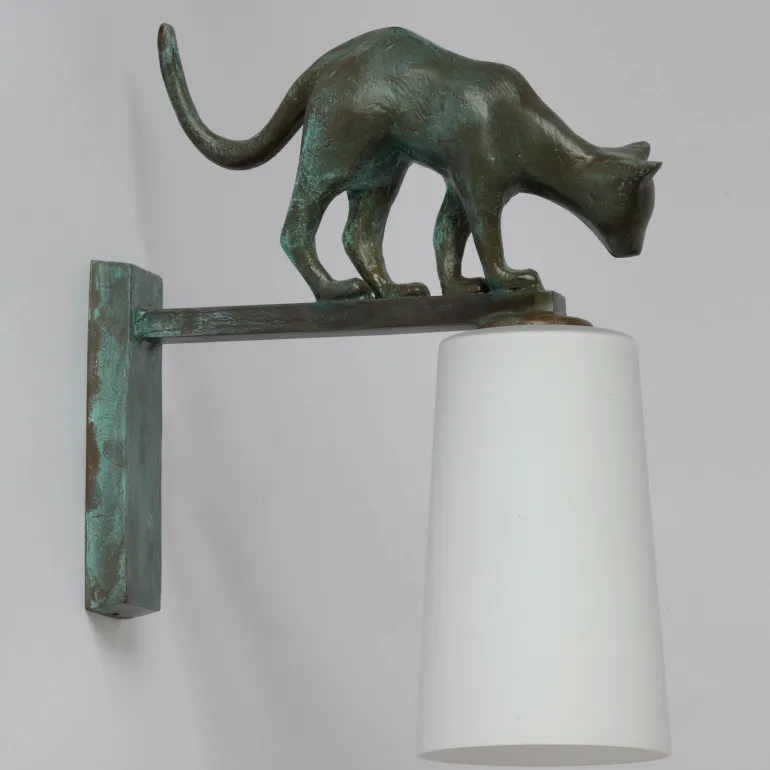 Charmante Wandleuchte mit Katzen-Dekor aus Bronzeguss Lola