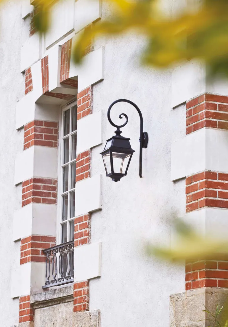 Dekorative LED-Wandleuchte Avenue 2 mit Bischofstab