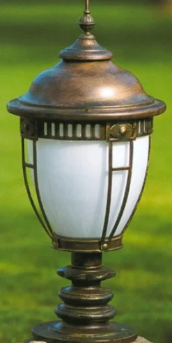 Deutsche Gartenlampe aus Schmiedeeisen AL 6601