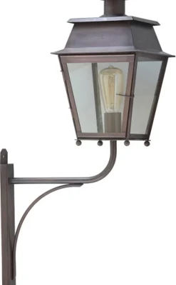Elegante Wandlaterne Bordeaux mit Messingarm