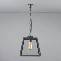 Englische Pyramidenstumpf-Hängelaterne aus Messing 7635/M