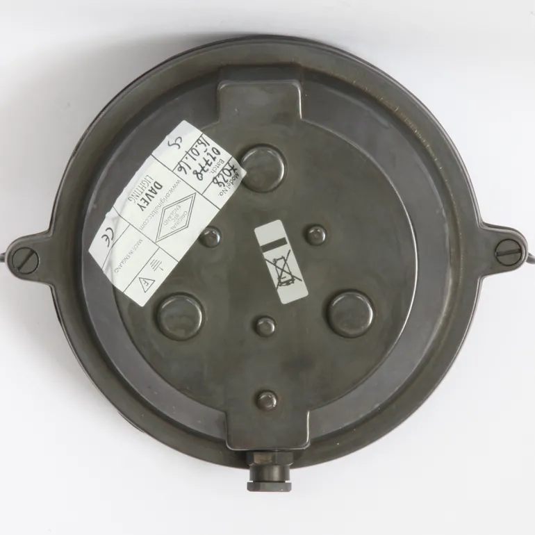 Englische Yachtleuchte aus Messing 7028/M