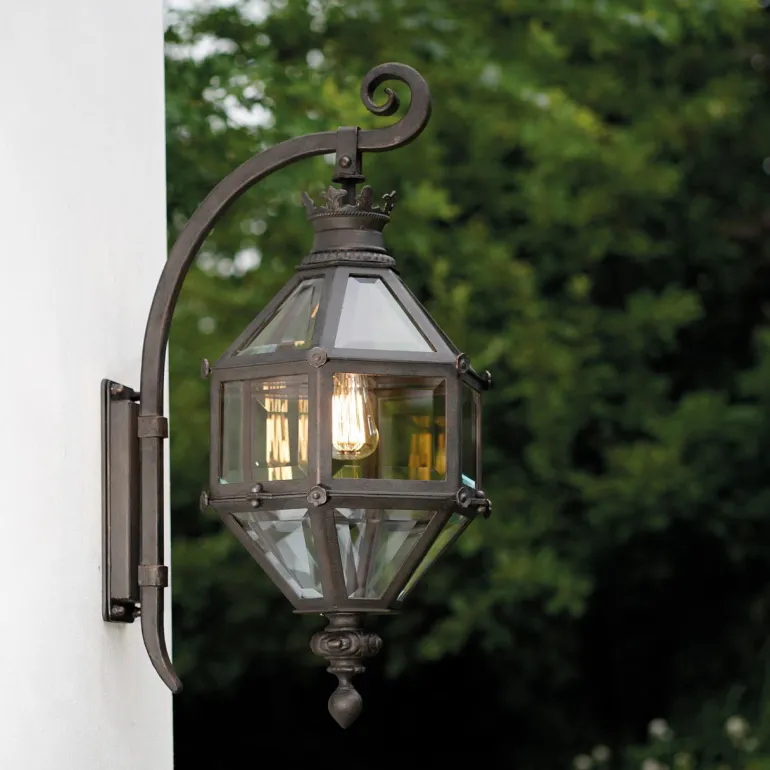 Exklusive sechseckige Wandlaterne mit Kronendekor WL 3724