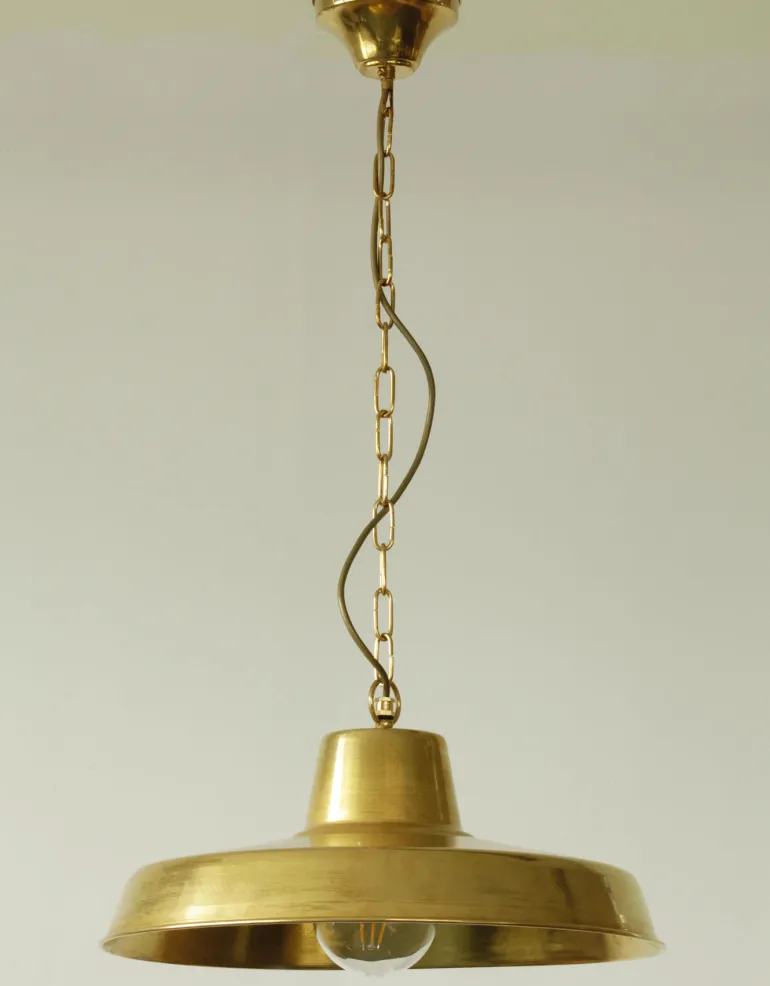 Fabrikschirmleuchte N° 777K für außen aus Messing (Ø 46 cm)