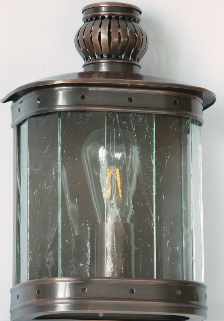 Flache bayerische Barock-Wandlampe Füssen