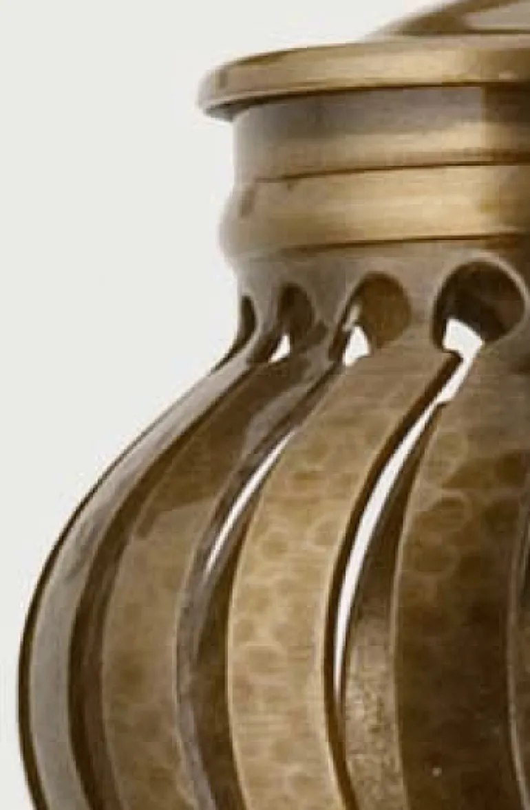 Flache bayerische Barock-Wandlampe Füssen