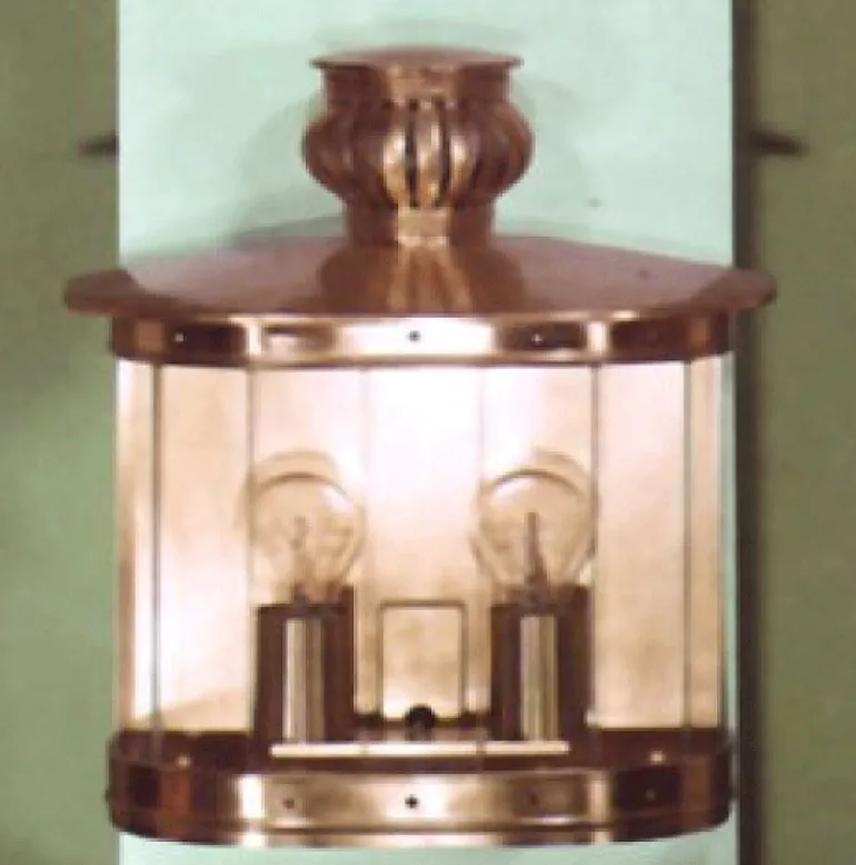 Flache bayerische Barock-Wandlampe Füssen