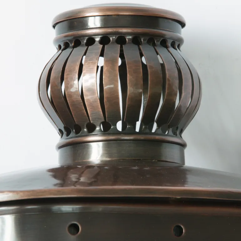 Flache bayerische Barock-Wandlampe Füssen