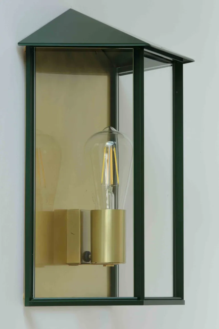 Flache bayerische Messing-Wandleuchte Hof