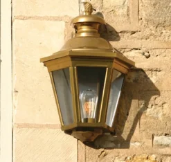 Flache französische Wandleuchte Louis XIII