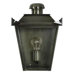Flache Wandlaterne mit verziertem Dach Petit Manoir MM