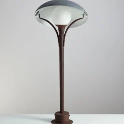 Garten- und Wegeleuchte mit Glaskugel und Metallschirm Cèpe