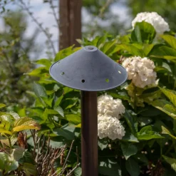 Gartenleuchte Corot mit Glaskugel und Tellerschirm