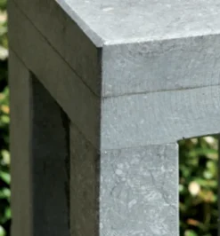 Gartenleuchte Pipilier aus Belgischem Blaustein