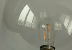 Glaskugel-Außenleuchte Terra lumi 250 mit flachem Sockel