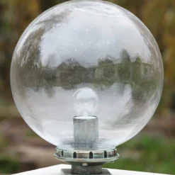 Glaskugel-Außenleuchte Terra lumi 250 mit flachem Sockel
