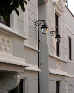 Große Wandlaterne aus Zink oder Messing Bordeaux GM