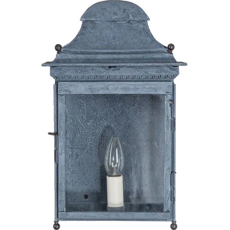 Halblaterne aus der Manufaktur Chantilly