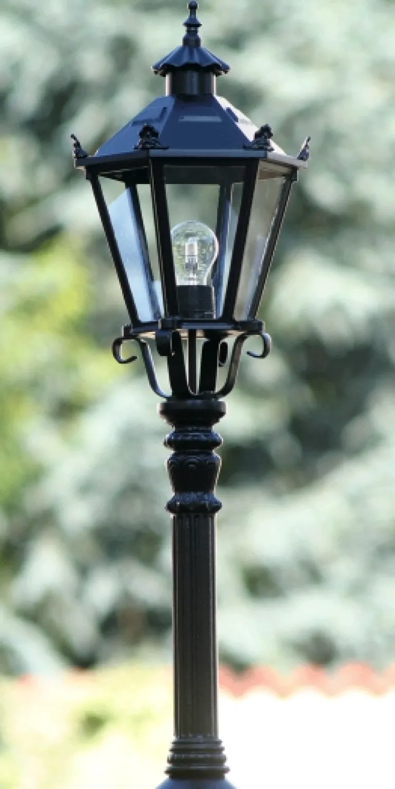 Historische Gartenleuchte Alt Berlin G 71 aus Aluminiumguss