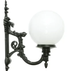 Historische Kugelleuchte Prag M-L 01 mit Jugendstil-Wandarm
