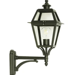Historische Wandlaterne mit Glasdach