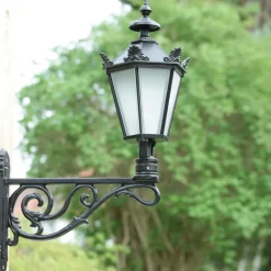Historische Wandleuchte mit Schinkel-Laterne Thorn 70