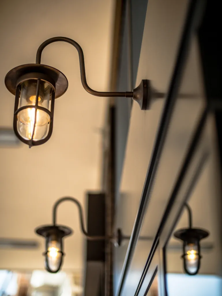 Irische Lampe für Außen mit vergittertem Glas Habo