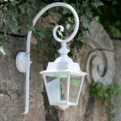 Klassische Außenlaterne Chenonceau mit Bischofstab