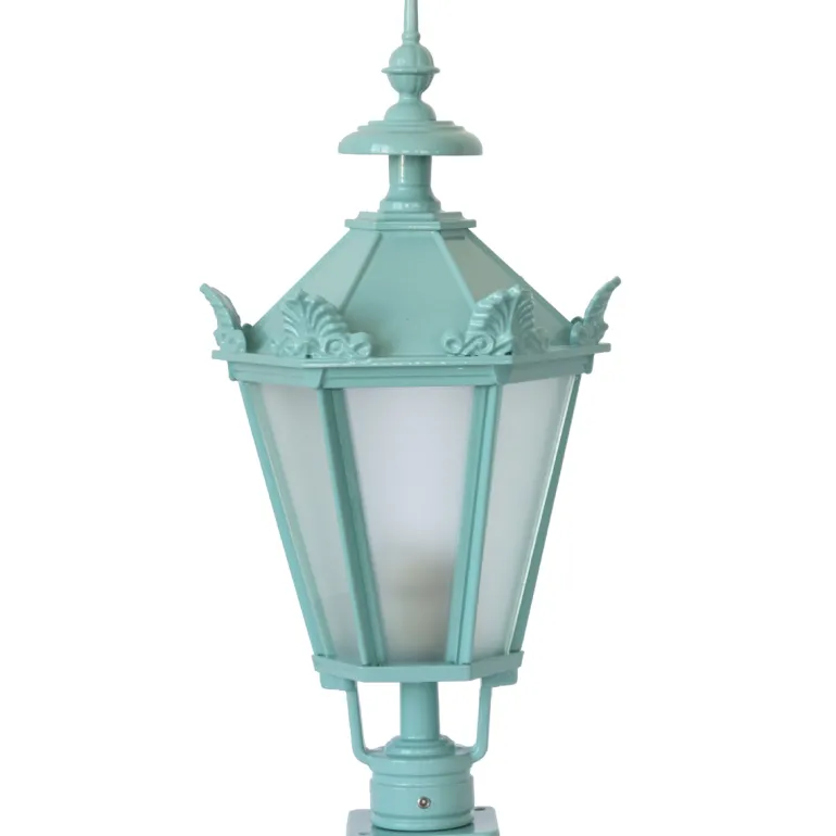 Klassische Gartenlampe SO 70 mit Guss-Laterne im Schinkelstil