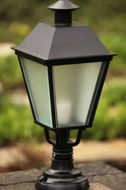 Klassische Gartenlaterne aus Aluguss Elba 50 TL