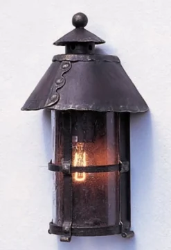 Klassische  handgeschmiedete Außen-Laterne WL 3397