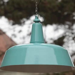 Klassische Industriestil-Außenleuchte Berlin mit Glas