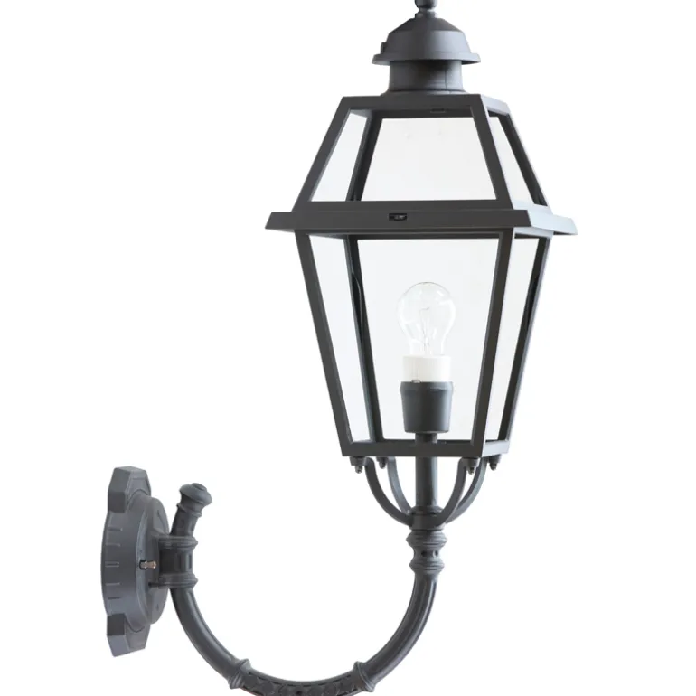 Klassische italienische Wandlampe