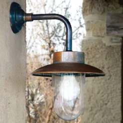Kleine Außenlampe im mediterranen Stil Nabucco 182
