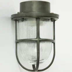 Kleine Außenwandlampe N° 15N aus Messing mit Rillenglas