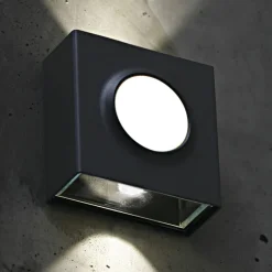 Kleine Up-and-Down Wandleuchte Klint mit IP 65