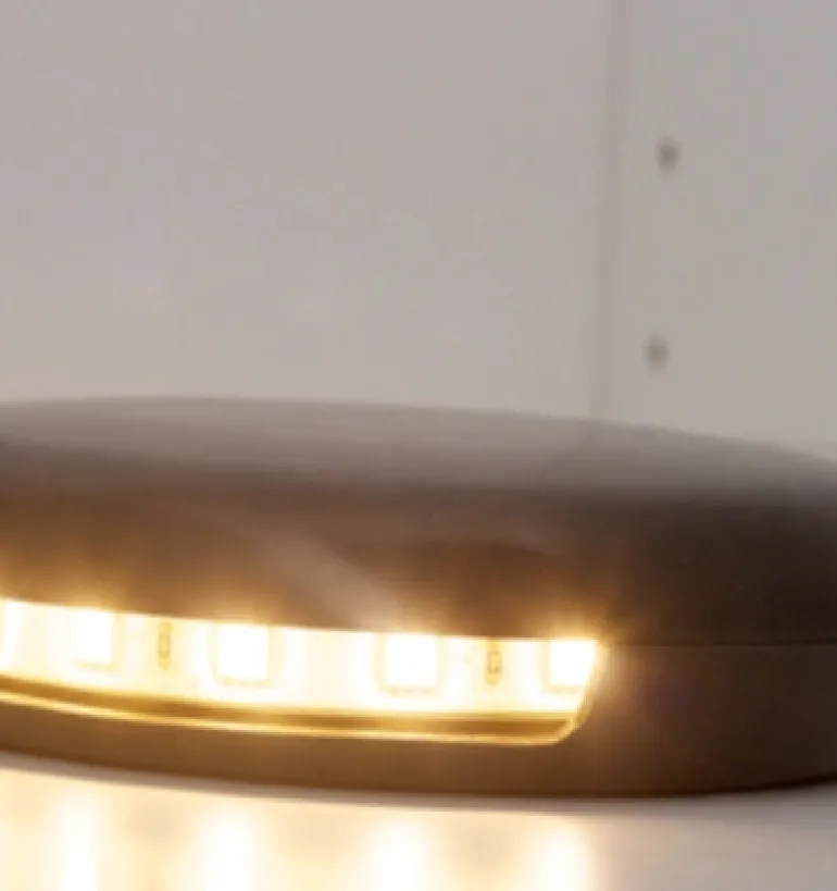 Kleiner LED-Bodenstrahler aus Messing Galed
