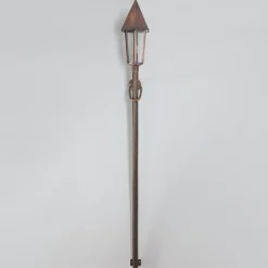 Mannshohe französische Wandfackel aus Messing