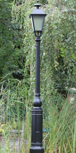 Mastleuchte mit vierseitiger Laterne S2MP1K.52