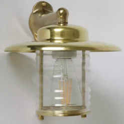 Messing-Wandlampe N° 75 mit gewelltem Rundglas