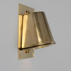 Messing-Wandstrahler Wake, mit Befestigungsplatte, IP54