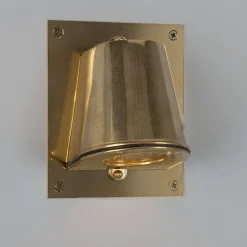 Messing-Wandstrahler Wake, mit Befestigungsplatte, IP54
