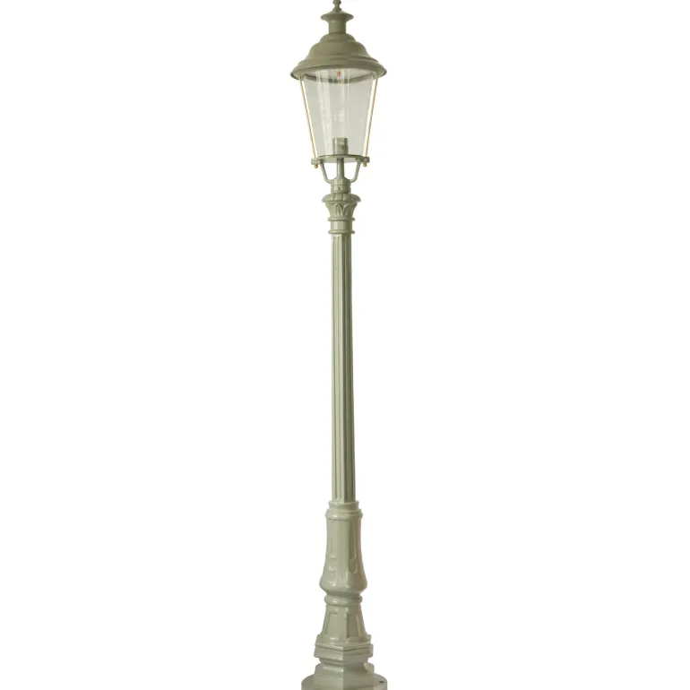 Niederrheinische Gussmast-Standleuchte SOT P1K.41