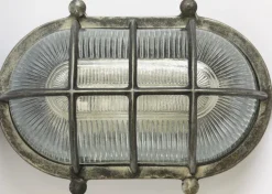 Ovale Messingwandleuchte mit Holophanglas